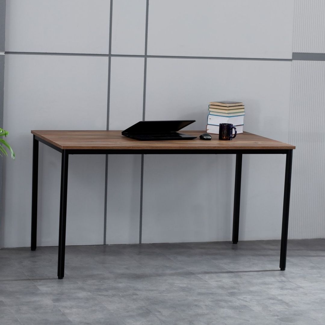 Arpelia Çalışma Masası 140x80x75 CM (LAVA RİCHMOND)